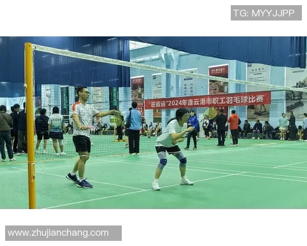 南京羽毛球队与武汉羽毛球队赛后状态分析与复盘总结